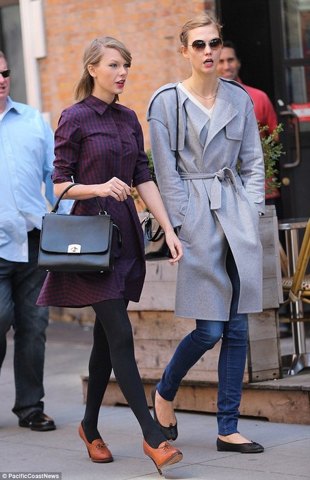 Taylor Swift 與 Karlie Kloss